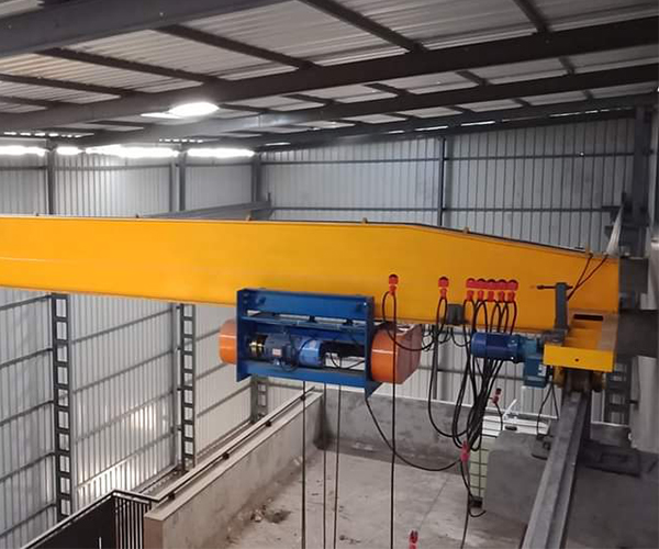 SINGLE GIRDER EOT CRANE