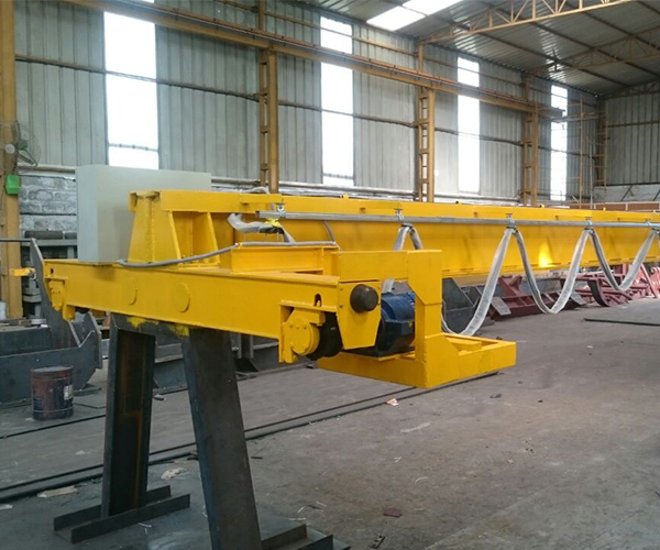 SINGLE GIRDER EOT CRANE