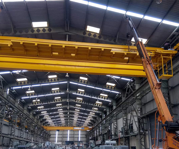 DOUBLE GIRDER EOT CRANE