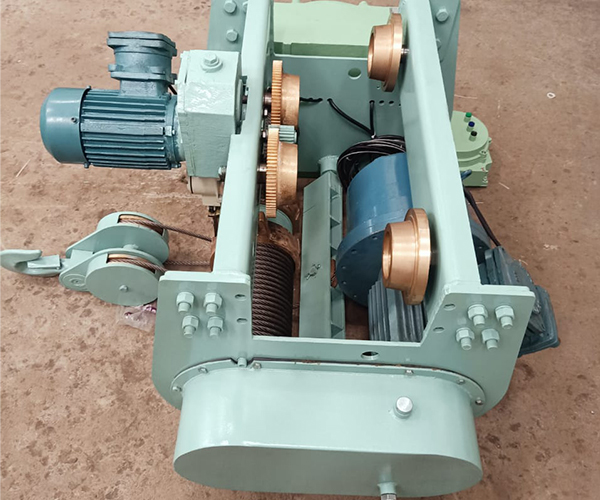 FLAME PROOF WIRE ROPE HOIST