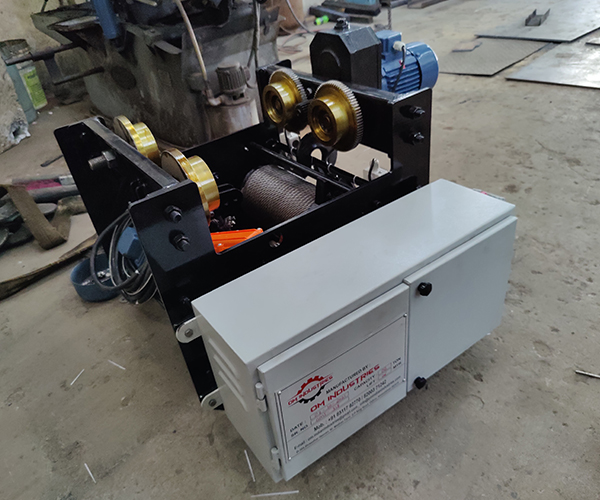 ELECTRIC WIRE ROPE HOIST